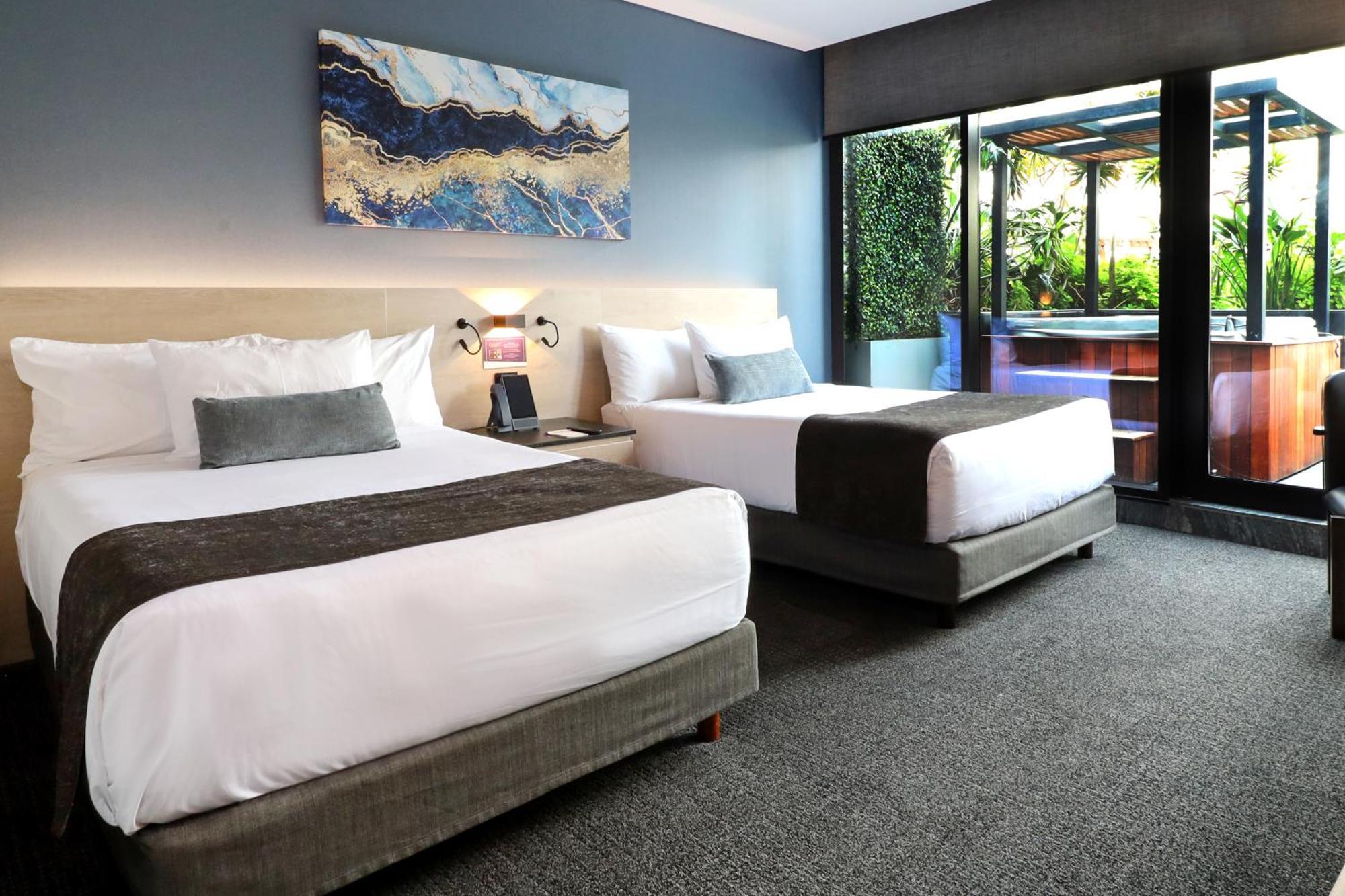Quartz Hotel & Spa Тихуана Экстерьер фото