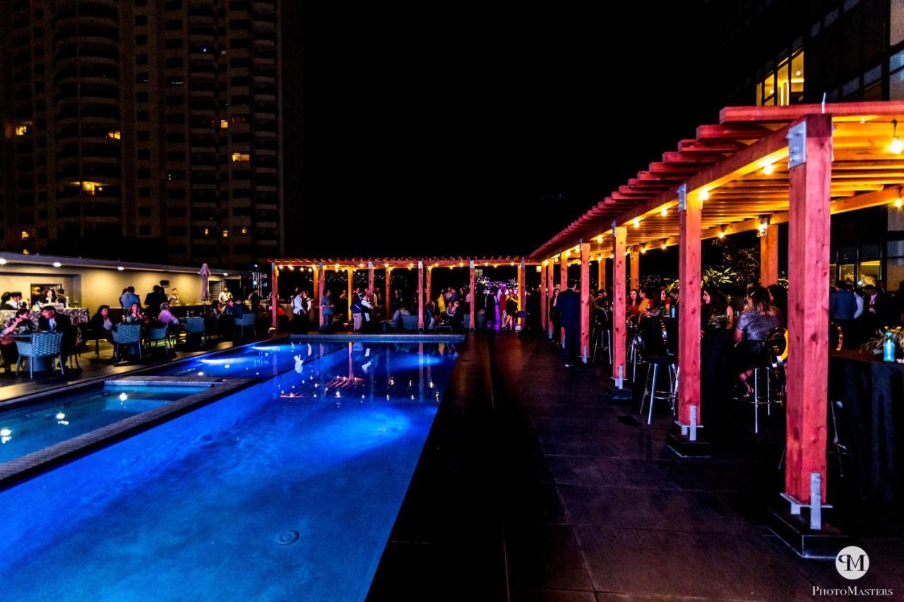 Quartz Hotel & Spa Тихуана Экстерьер фото